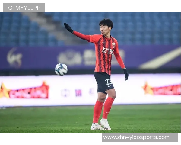 足球傅欢:从青涩少年到职业球员的成长之路与奋斗故事 足球傅欢:从青涩少年到职业球员的成长之路与奋斗故事